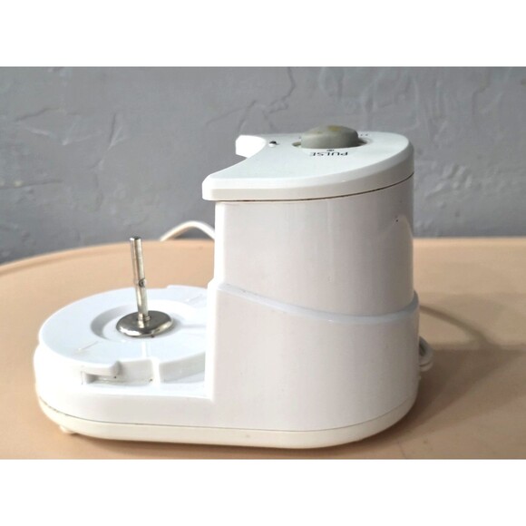 Magic Chef Mini Food Processor 2 Speeds, Pulse (MCFP1) Complete, Tested, Works - Picture 9 of 12